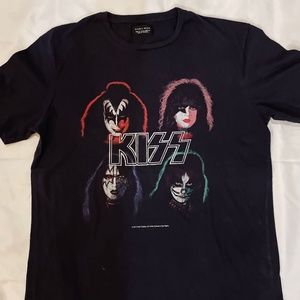 ZARA Tshirt KISS